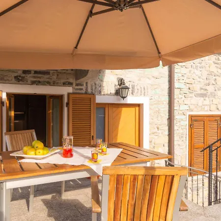 Holiday home Rosa - Vna205 By Interhome